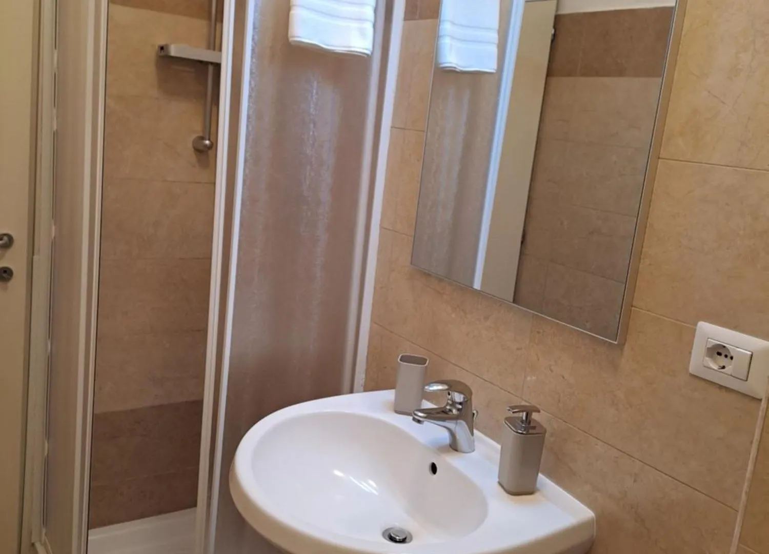 Torre Spaccata Apartment For 6 With Parking Rome 0*,  Italy