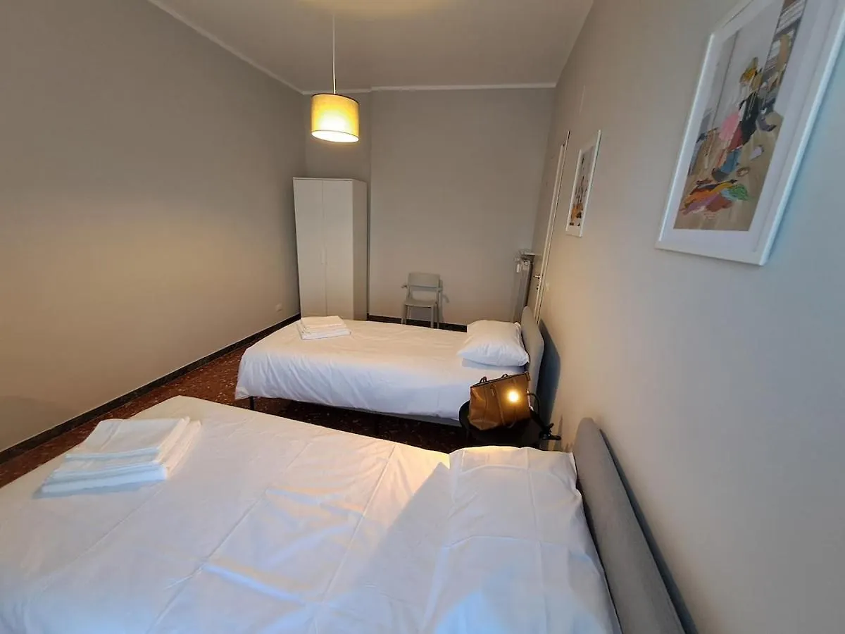 Torre Spaccata Apartment For 6 With Parking Rome