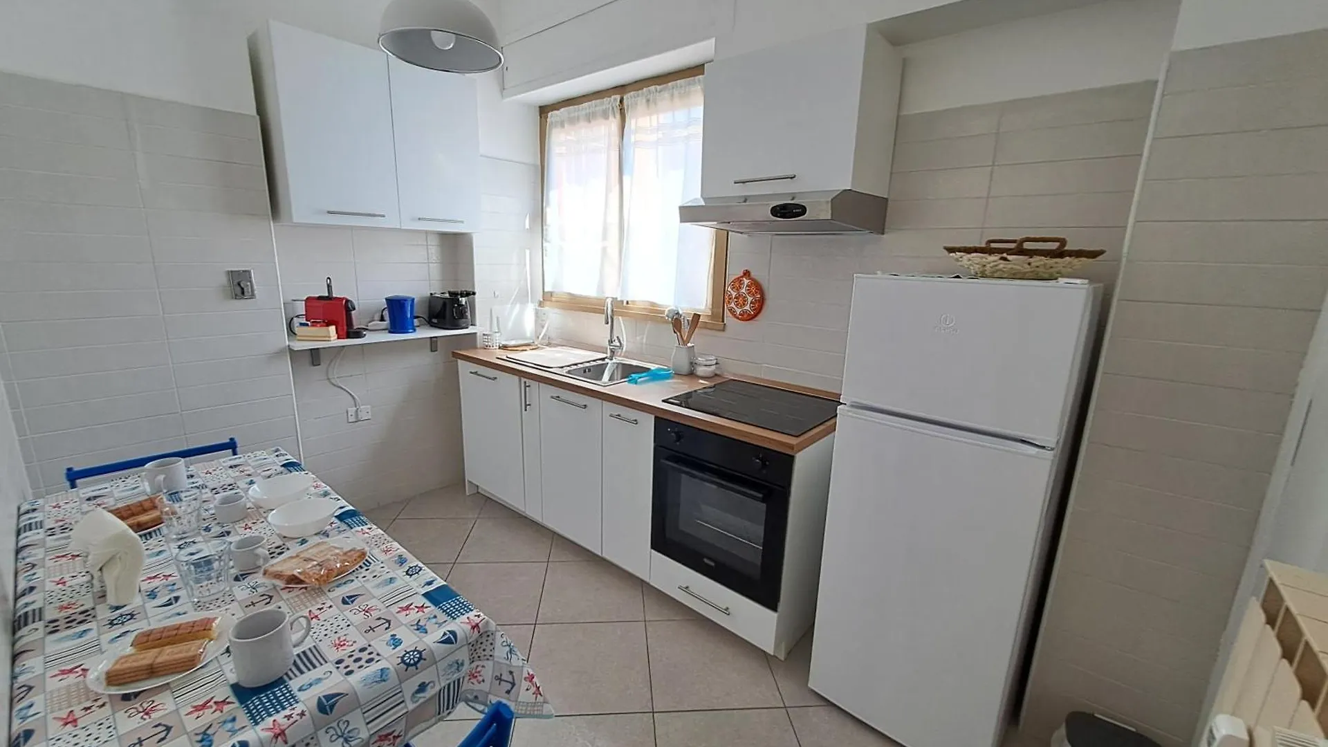 Torre Spaccata Apartment For 6 With Parking Ρώμη
