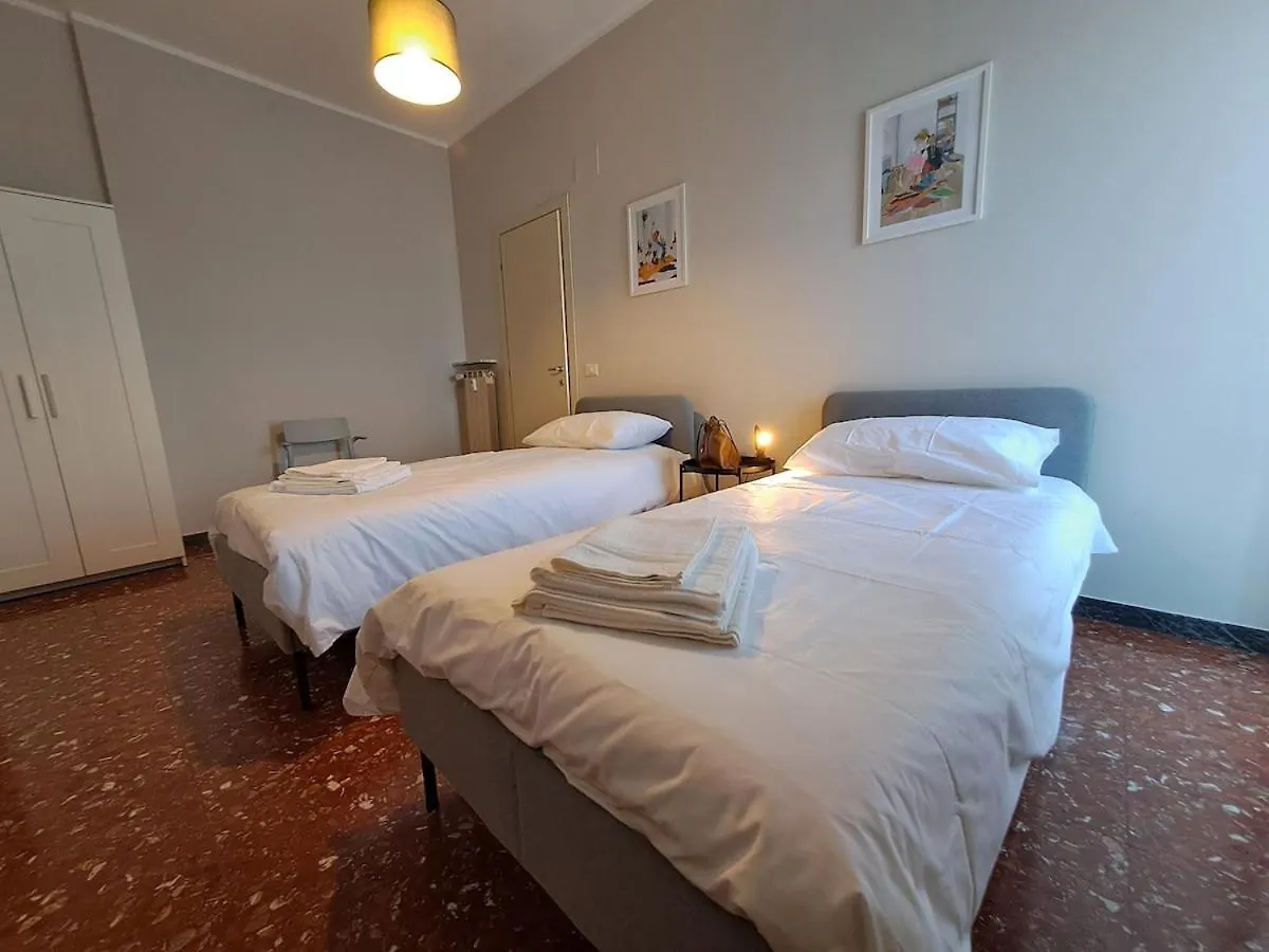 Torre Spaccata Apartment For 6 With Parking Rome